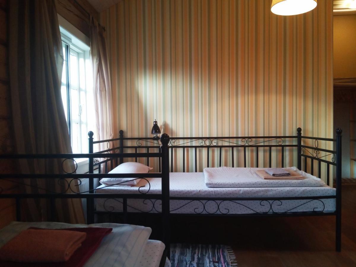 Hostal Senosios Geguzines Ukis Exterior foto